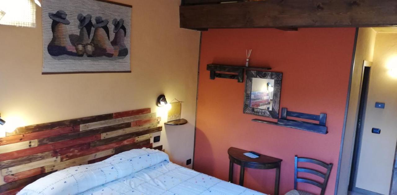 B&B Caselunghe Camerino Bagian luar foto